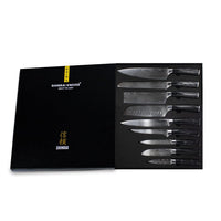 Couteaux Shinrai - Coffret de 9 couteaux en résine époxy onyx à motif damassé + bloc magnétique ; Couteaux Scalae - Coffret de couteaux en bois d'acacia avec bloc ; Couteaux Shinrai