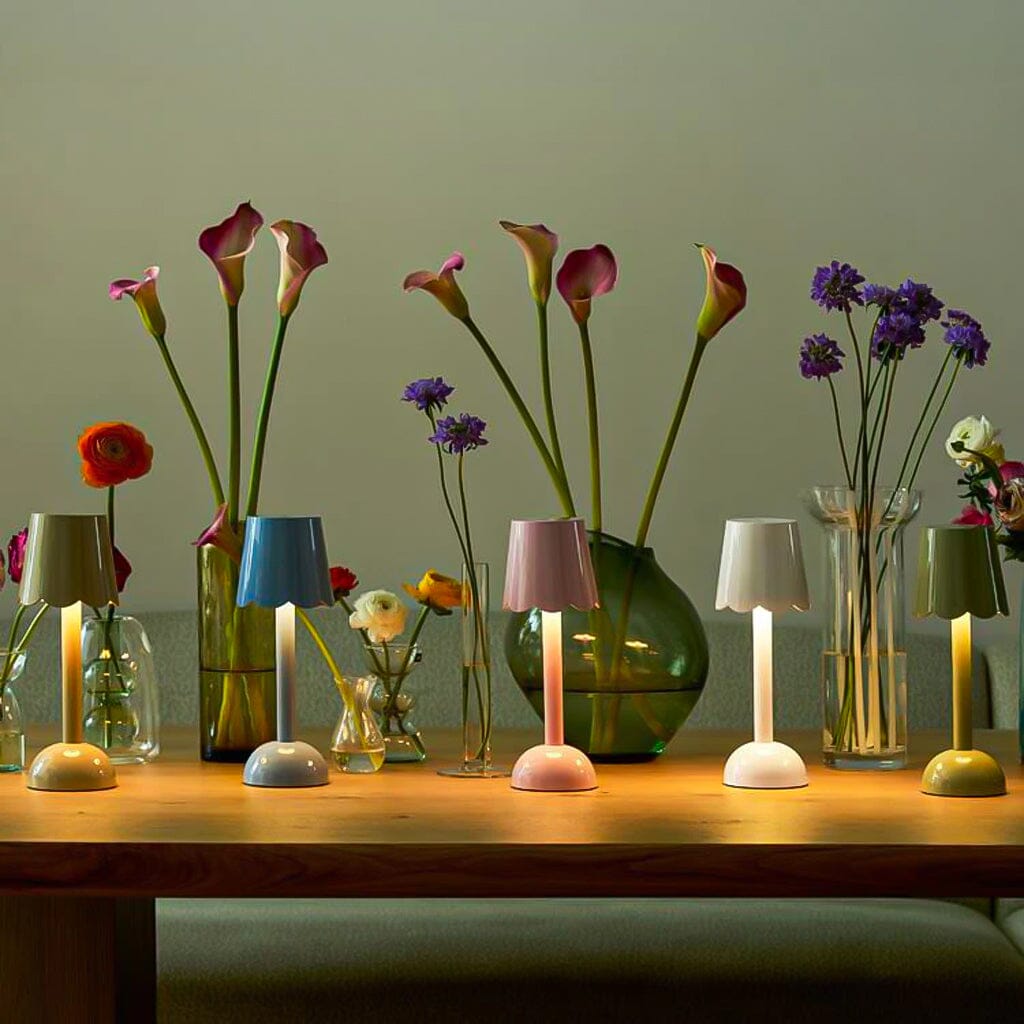 Lampe de table LED Addison Ross - Modèle festonné - Blanche - 28 cm