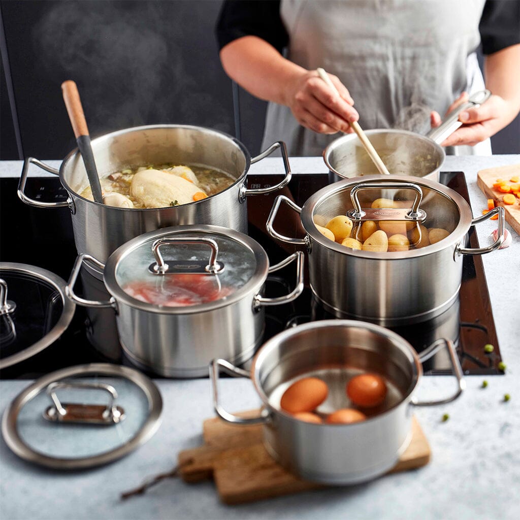 Batterie de cuisine en acier inoxydable